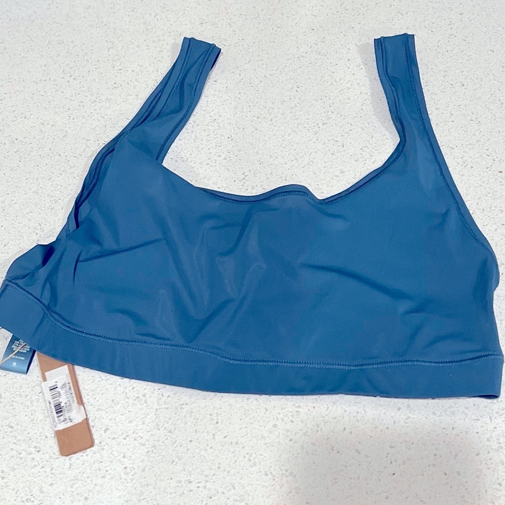 New with tags - SKIMS JELLY SHEER SCOOP NECK BRALETTE in color “Ocean” - medium